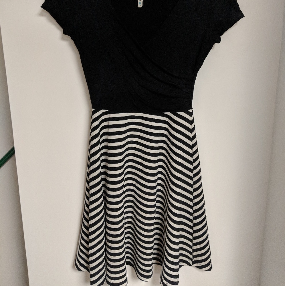 Black and white flattering dress